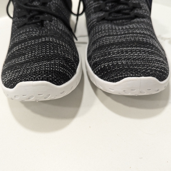 NWT George memory foam black white slip-on knit shoes walking sneakers size 13 - Picture 3 of 11